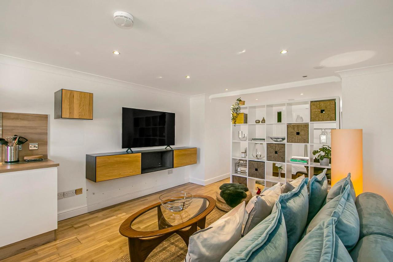 The Annex - Unparalleled Beach Front Luxury Accommodation - Private South West Facing Patio Area - Pet Friendly - Sky - Netflix - Super Fast Wi-Fi - Stones Throw To The Beach Bournemouth Exteriér fotografie
