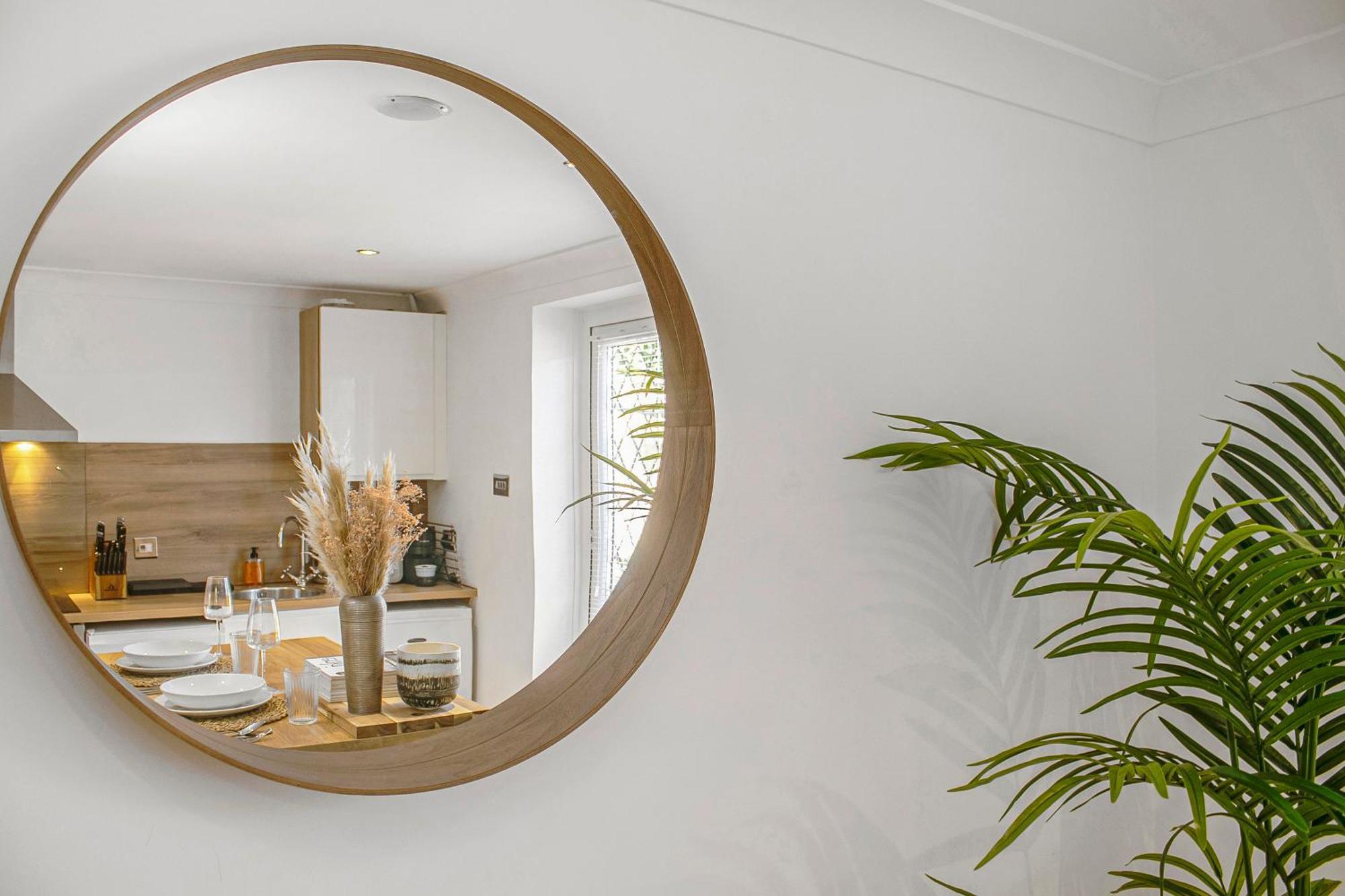 The Annex - Unparalleled Beach Front Luxury Accommodation - Private South West Facing Patio Area - Pet Friendly - Sky - Netflix - Super Fast Wi-Fi - Stones Throw To The Beach Bournemouth Exteriér fotografie